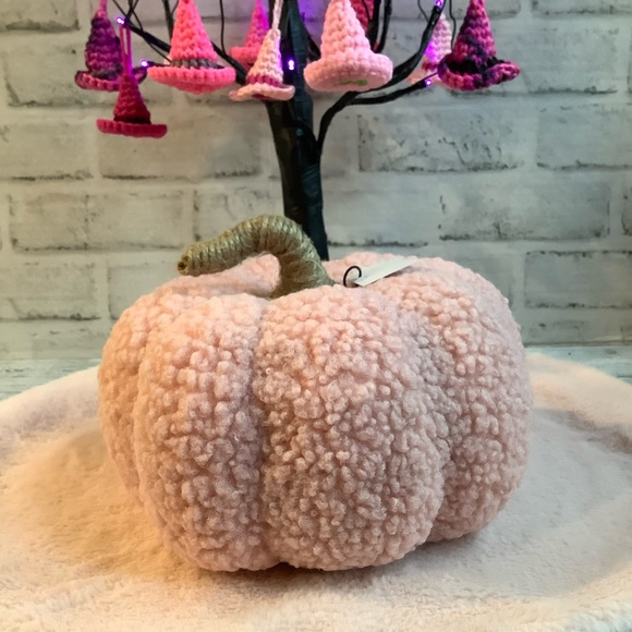LAURA ASHLEY Pink Teddy Pumpkin - Picture 2 of 4